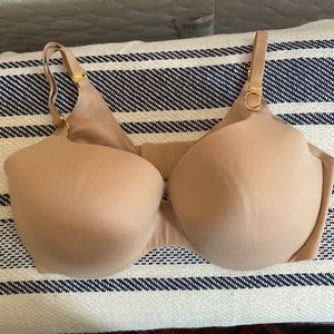 Victoria secret incredible bra